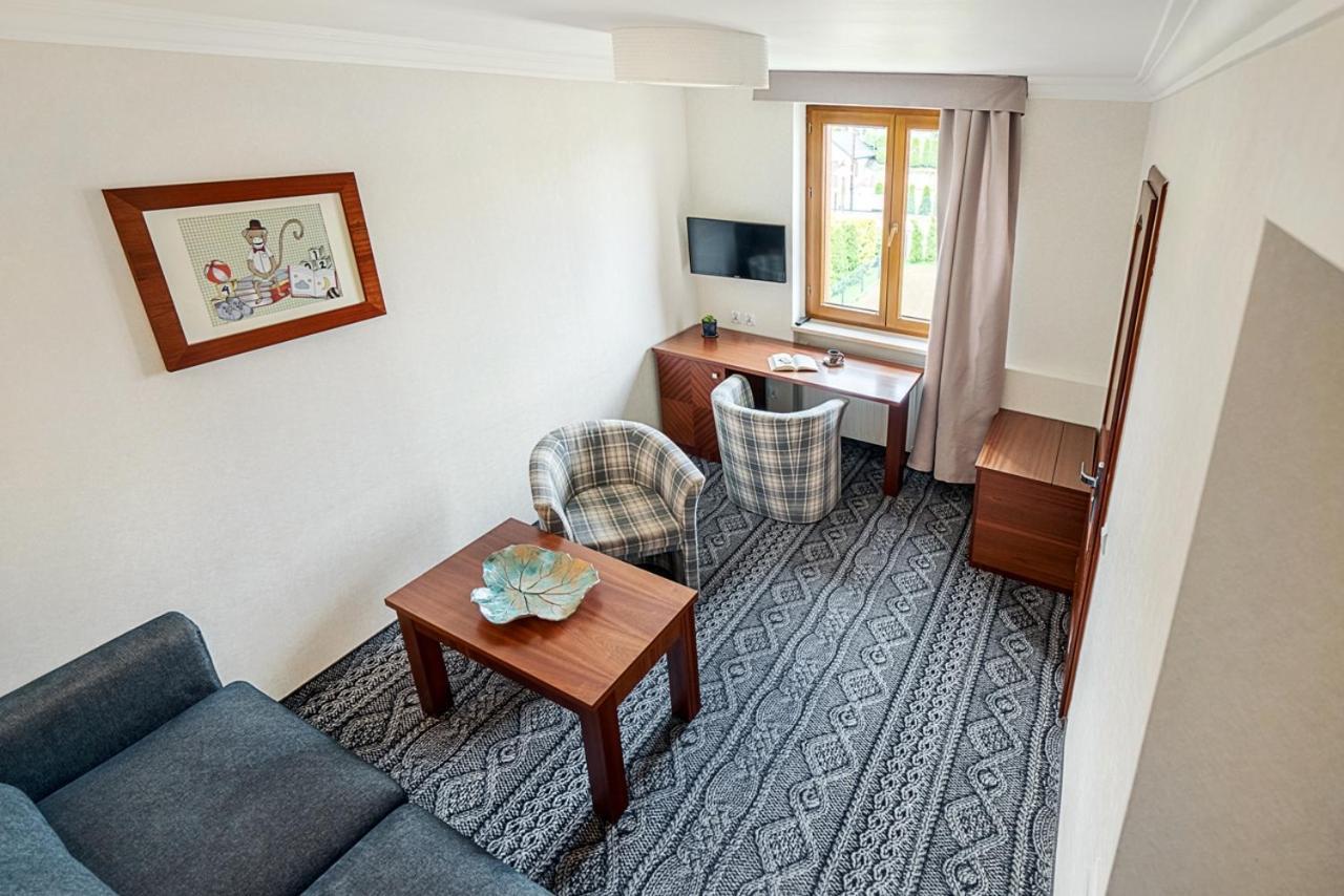 Villa Zrodlo & Spa Krynica Zdroj Luaran gambar