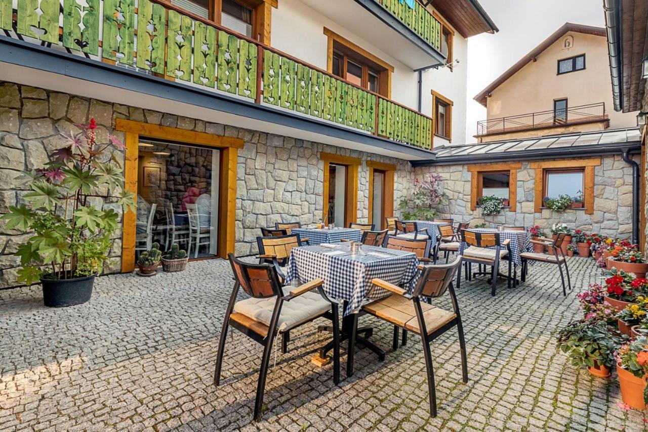 Villa Zrodlo & Spa Krynica Zdroj Luaran gambar