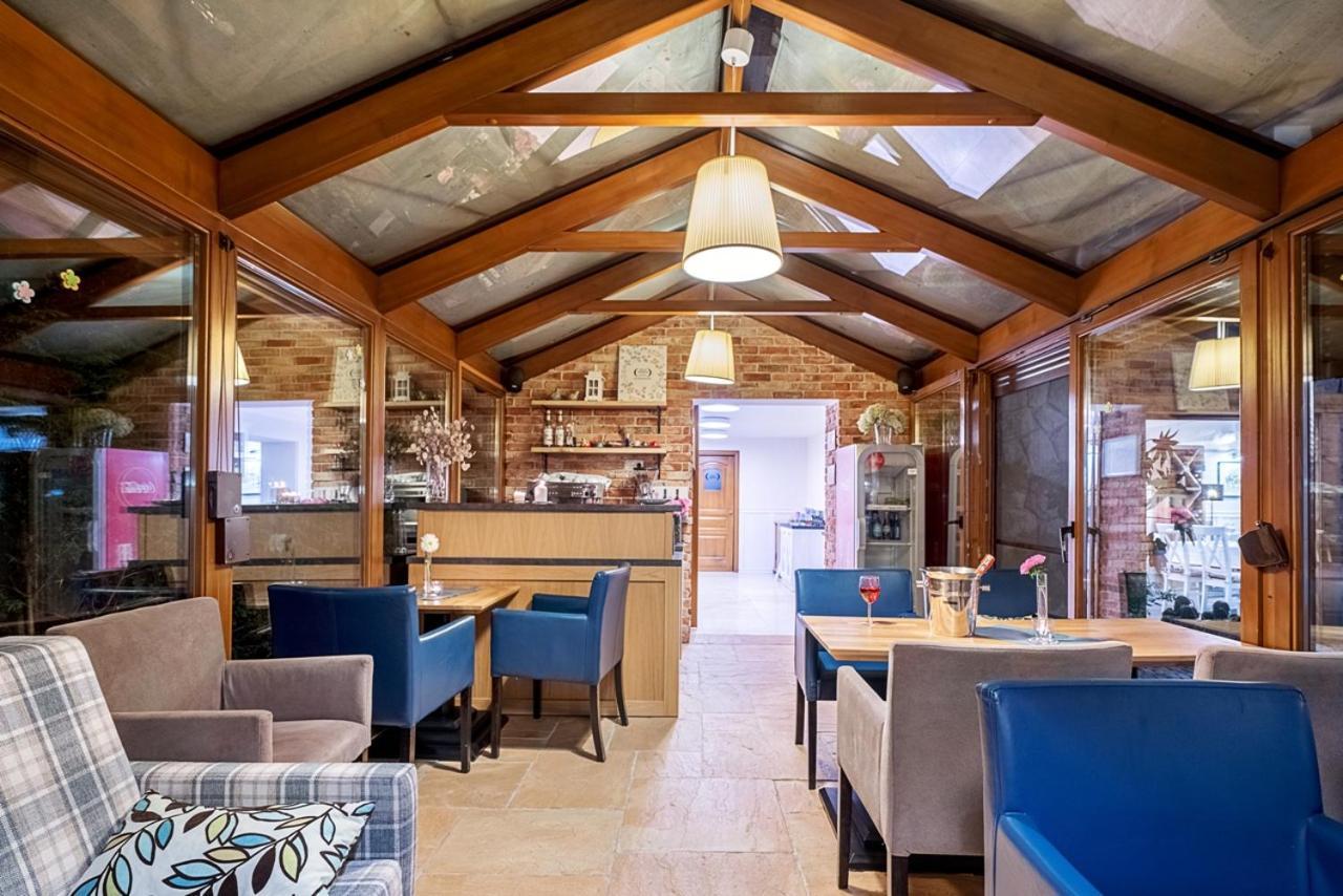Villa Zrodlo & Spa Krynica Zdroj Luaran gambar